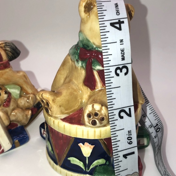 Fitz & Floyd Old FASHION CHRISTMAS Salt & Pepper Shakers Rocking Horse And Bear - Picture 12 of 13